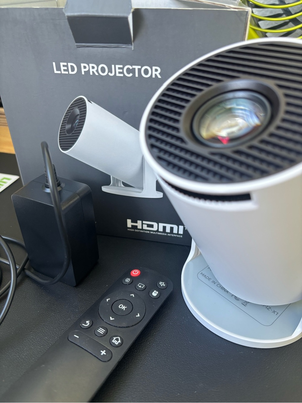 LED Projector with Remote - White